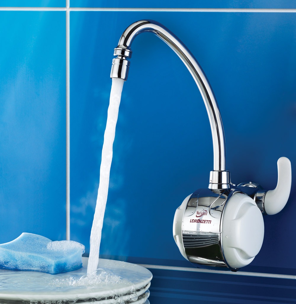 Torneira Elétrica Versátil Cromada Bica Móvel 5500w/220v
