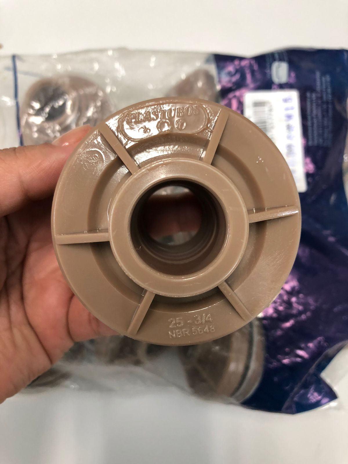 Adaptador Flange Soldável Para Caixa D’agua 32/1 Plastubos Pacote C/10 ...