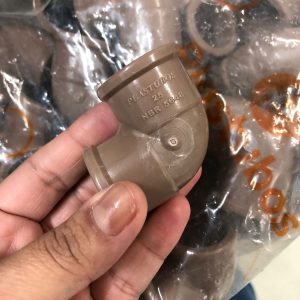 Joelho 90° Soldável Pvc 25mm Plastubos Pacote Com 50 Unidades