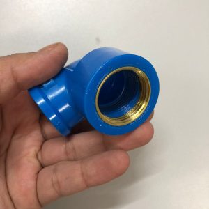 Joelho 90° Soldável com Bucha de Latão 25 X 3/4" Plastubos Pacote Com 24 Unidades