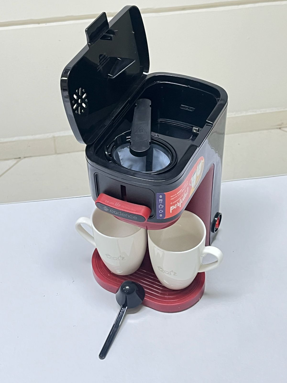 Cafeteira Cadence Single Up - 220V Vermelha - Imagem 4