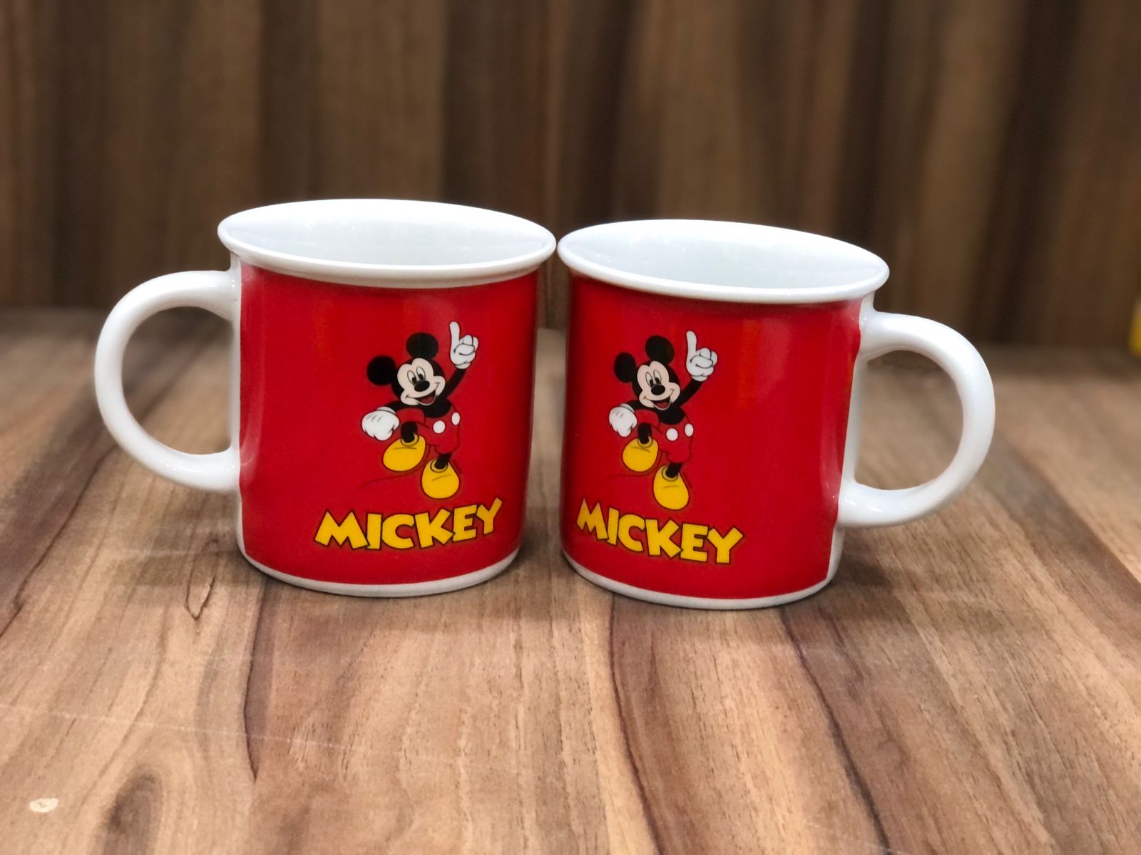 Caneca Retrô Mickey 300 Ml Vermelha